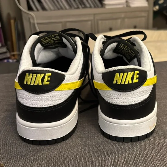 Nike Dunks, never worn. - Picture 4 of 7